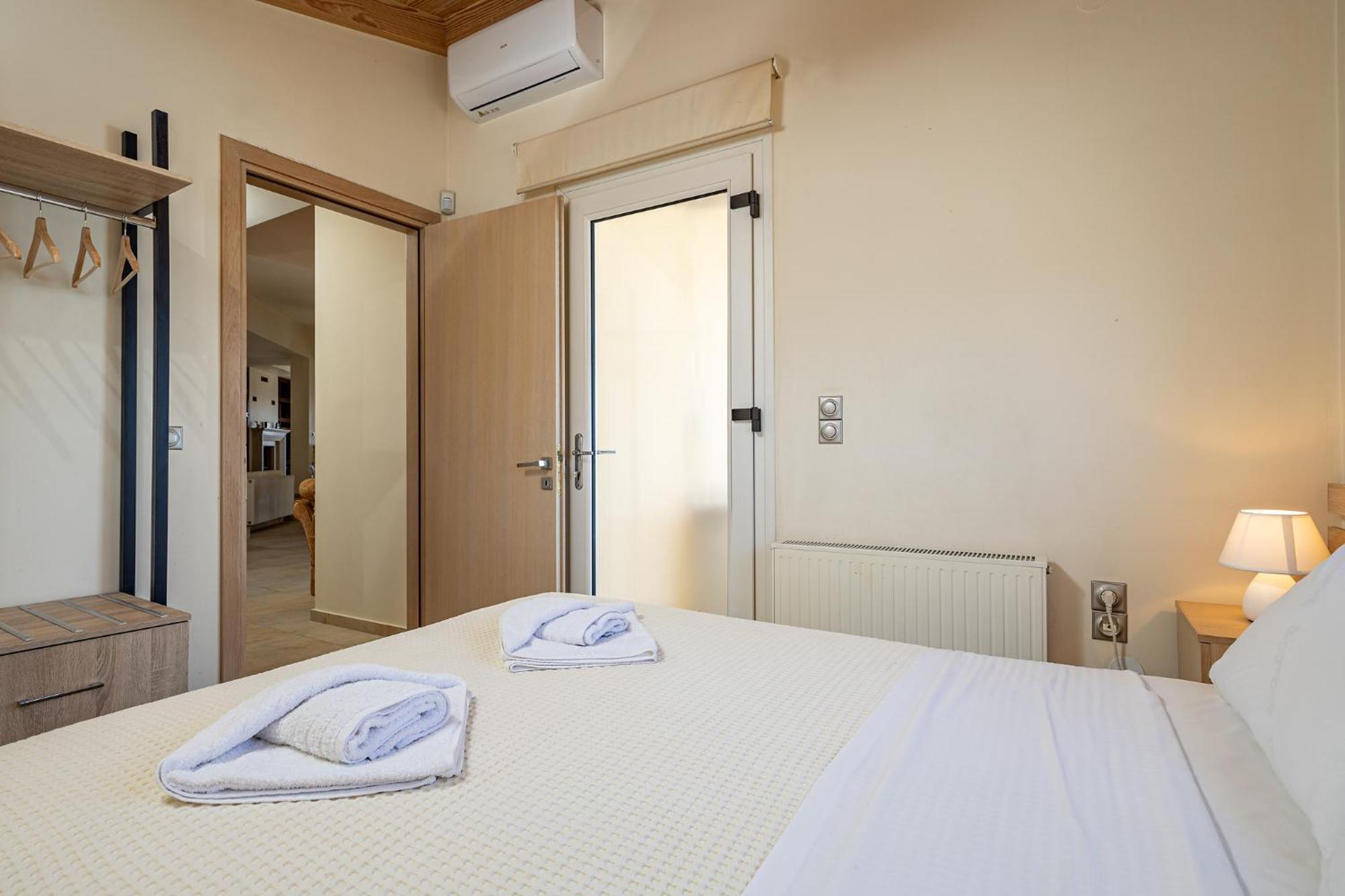 Karmilos Hill Villa Chania  Eksteriør billede