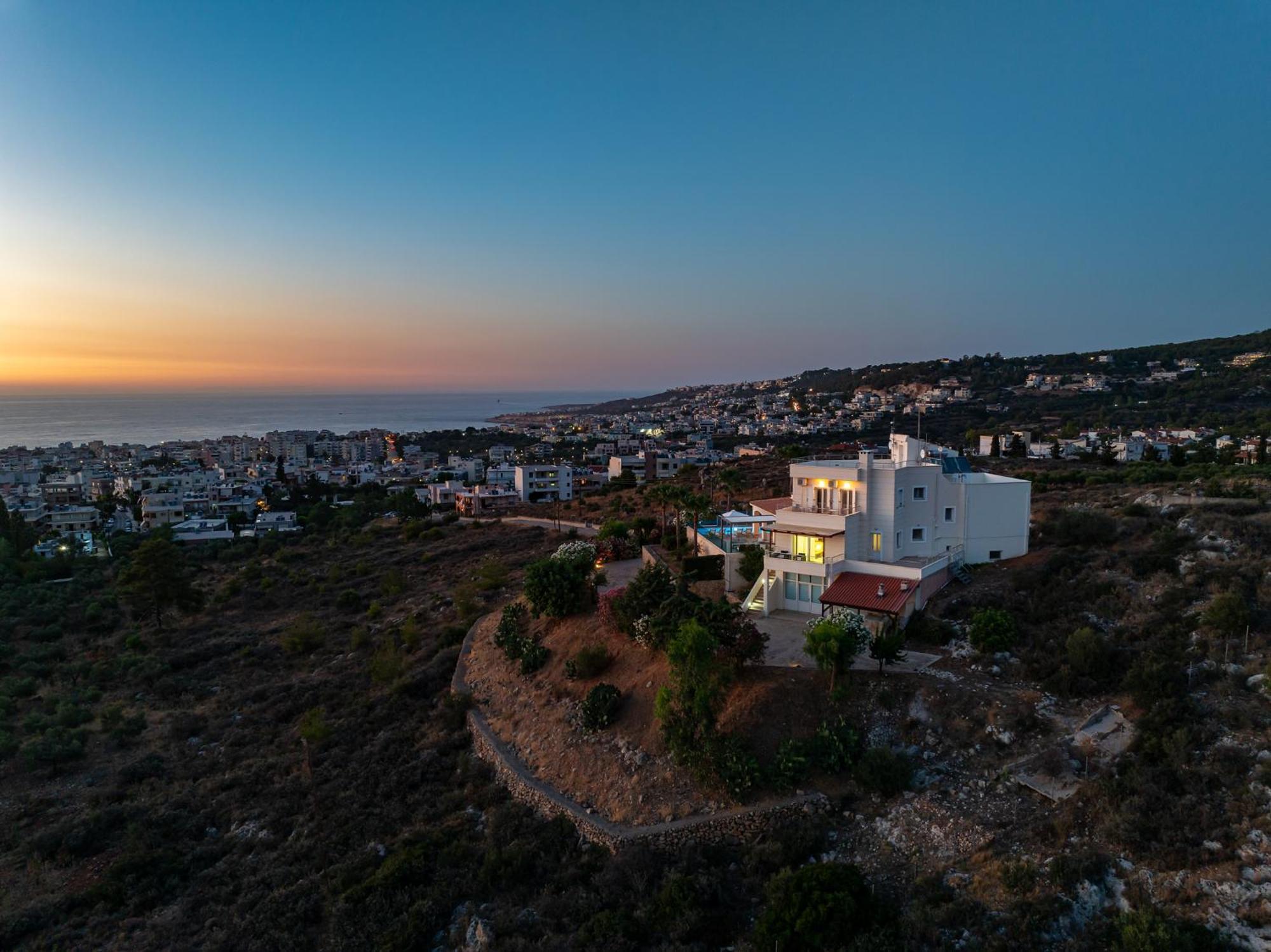 Karmilos Hill Villa Chania  Eksteriør billede